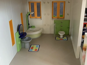 Playmobil - Einfamilienhaus mit viel Zubehör  Bild 9