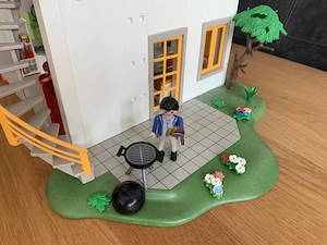 Playmobil - Einfamilienhaus mit viel Zubehör  Bild 4