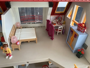 Playmobil - Einfamilienhaus mit viel Zubehör  Bild 7