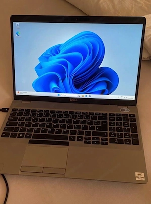 Dell Latitude 5511 mit Touch Funktion ( Ohne Akku )