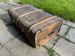 Antiker großer Überseekoffer   Reisekoffer Vintage Bild 3