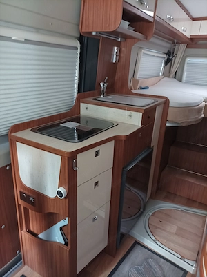 Kastenwagen mit Top Ausstattung wenig km 67000 Bild 5