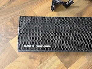 Samsung HW-Q70R Soundbar Bild 2