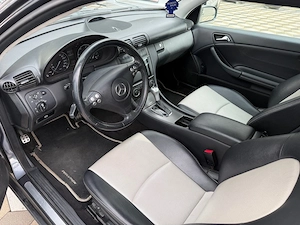 Mercedes C200 Coupe  Bild 3