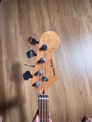 Harley Benton Jazz Bass (Sunburst) inkl. Millenium Gitarrenständer & Gurt Bild 4