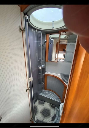 Wohnmobil mit Wasserschaden für Bastler Bild 5