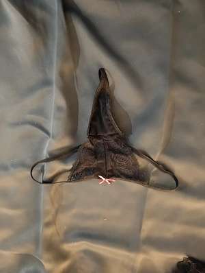 String Tanga