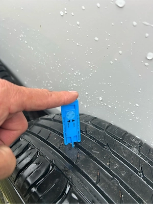 Alufelgen mit Sommerreifen Bild 3
