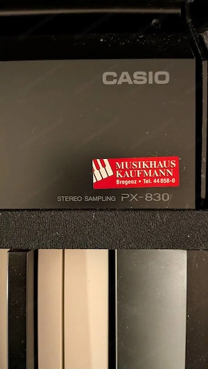 E-Piano Casio inkl. Sitzhocker zu verkaufen Bild 4