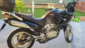 Honda Varadero 125 zu verkaufen Bild 3