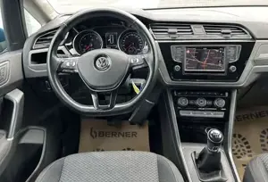 VW Touran Bild 16