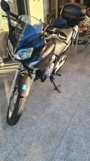 Honda Varadero 125 zu verkaufen Bild 5