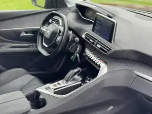 Peugeot 3008 Bild 16