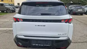 Peugeot 5008 Bild 6