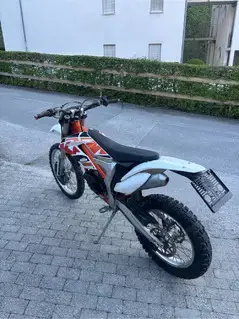 KTM 250 R Freeride  Bild 2