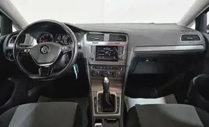 VW Golf Bild 8