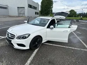 Mercedes Benz E 220 CDI Luftfahrwerk Automatik Baujahr 2013 Bild 2