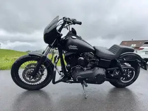 Harley Davidson Street Bob  Bild 7