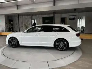 Audi A6 Bild 16
