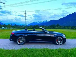 Mercedes-Benz C 63 AMG Bild 9