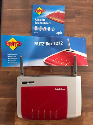 FRITZ! Box 3272 WLAN-Router von AVM - Top Zustand inkl. Anleitung