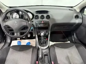 Peugeot 308 Bild 11