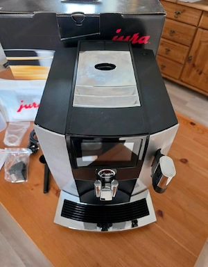 Jura S8 Moonlight Silver Kaffeevollautomat Bild 4