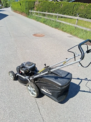 Rasenmäher mit Antrieb  Bild 5