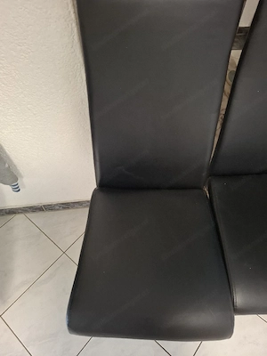3 Stühle zu verschenken Bild 2