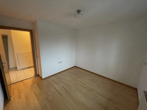 Geräumige Wohnung mit Garage, Stellplatz und Balkon in zentraler Lage in Hohenems Bild 4