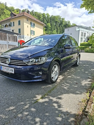VW Golf sportsvan 1.6 tdi 110 ps Bild 2