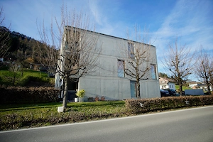 Tiefgaragenplatz zu vermieten   Egelseestraße 90, Feldkirch-Tosters  Beschreibung: Bild 2