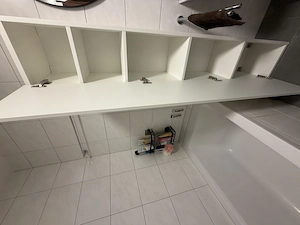 Badezimmerschrank 2x zu verkaufen Bild 2