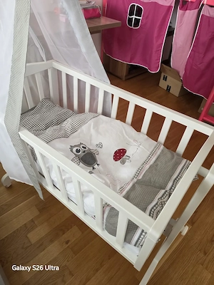 Babywiege Bett inkl. Matratze und Bettzeug  Bild 3