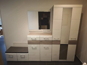 Verschenke Garderobe & Wohnzimmermöbel Bild 2