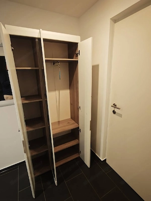 Verschenke Garderobe & Wohnzimmermöbel Bild 3