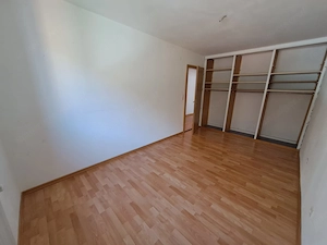 provisionsfreie 4-Zimmer Dachgeschosswohnung (+Garage) in Top Lage! Bild 3