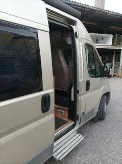 Kastenwagen mit Top Ausstattung wenig km 67000 Bild 2