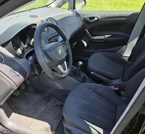Seat Ibiza Bild 2