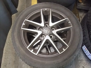 4x Alufelgen passend zu Toyota Auris Touring Sport BJ 2012-2019