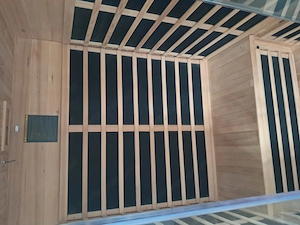 Gepflegte Infrarot-Sauna für zwei Personen Bild 3