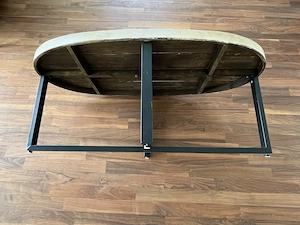 Authentischer Couchtisch aus Holz Bild 7