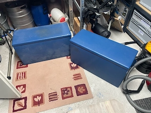 Verkaufe 2 Holzboxen für Bootsgondel mit Sitzfläche Bild 2