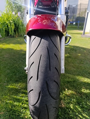 Suzuki Bandit 1200 Bild 3