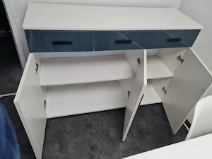 Große Kommode Bild 3