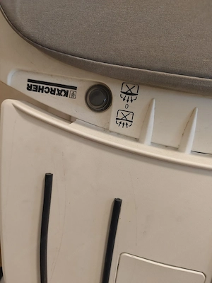 Kärcher Aktiv-Bügelbrett mit Ein- und Ausblasfunktion   Top Zustand! Bild 2