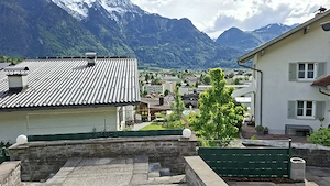 Vermiete kleines Häuschen, 4 Zimmer mit Garten Terrasse und Abstellplatz Bild 4