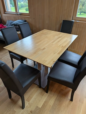Esstisch aus Vollholz mit 6 Stühlen Bild 4
