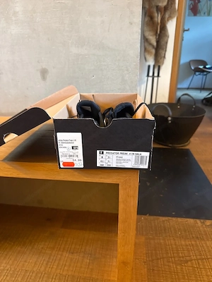 Adidas Hallenfussballschuhe Bild 2
