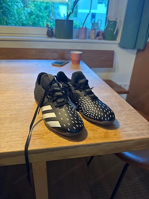 Adidas Hallenfussballschuhe